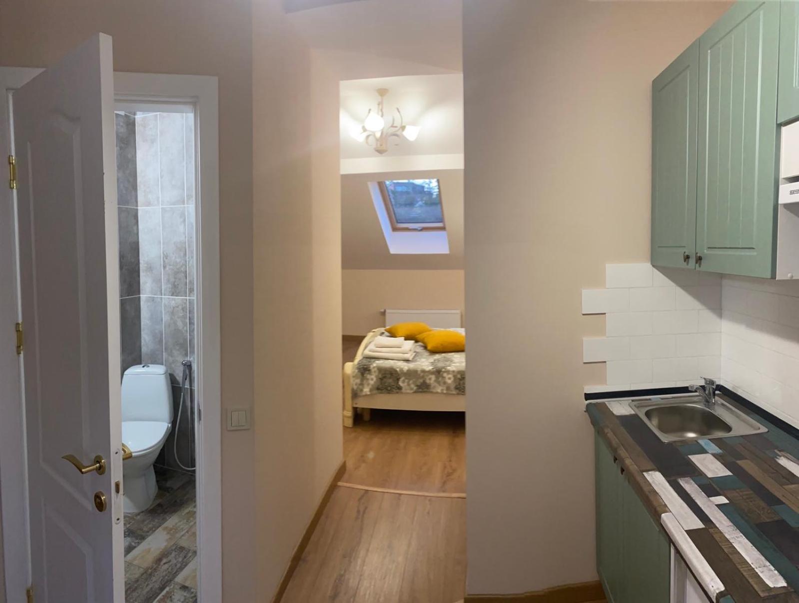 Apartament - Lesi Ukrainky 18  Lviv Bagian luar foto